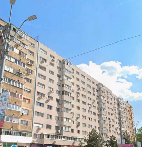 Apartament cu 4 camere decomandat în Dristor