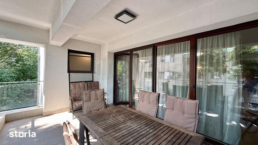 Apartament cu 3 camere în Aviatorilor