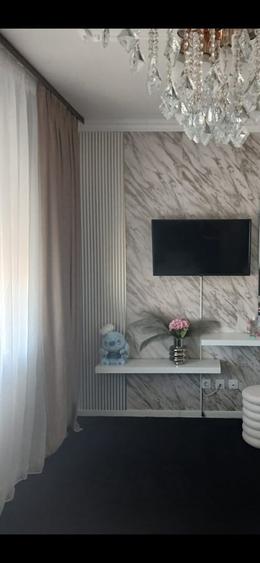 Casă cu 5 camere cu Teren 97 Mp în Central