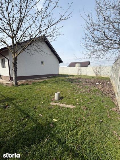 Casă cu 4 camere cu Teren 452 Mp în Central