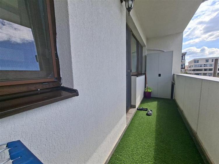Apartament cu 2 camere decomandat, mobilat în Galata