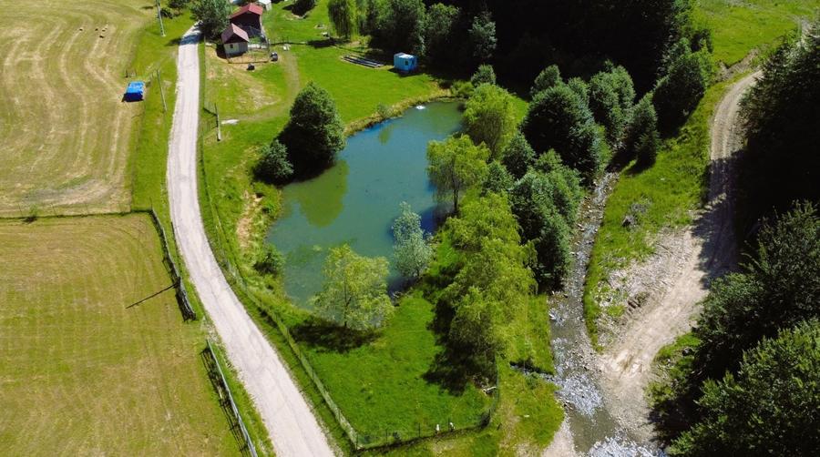 Casă cu 3 camere decomandat în Buzăiel