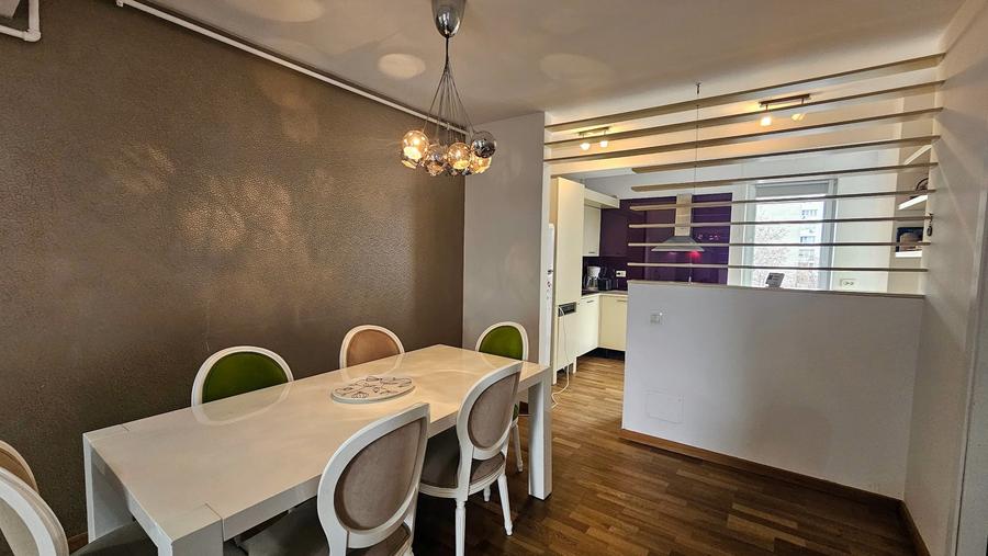 Penthouse cu 3 camere semidecomandat, mobilat în Vatra Luminoasă