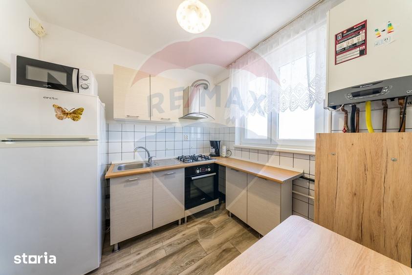 Apartament cu 2 camere decomandat în Romanilor