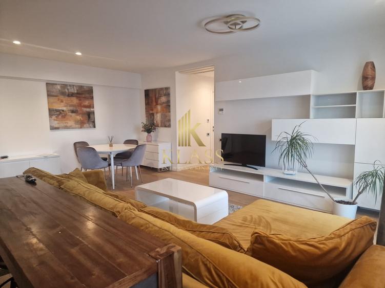 Apartament cu 3 camere semidecomandat, mobilat în Aviației