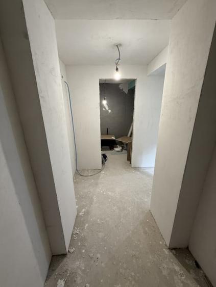 Apartament cu 2 camere semidecomandat în Semicentral