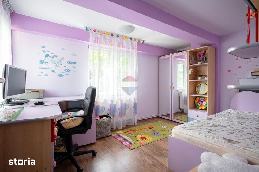 Apartament cu 3 camere în Est