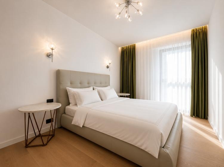 Apartament cu 4 camere semidecomandat în Herăstrău