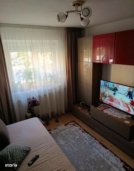 Apartament cu 2 camere semidecomandat în Valea Rosie