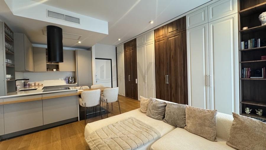 Apartament cu 2 camere semidecomandat, mobilat în Barbu Văcărescu