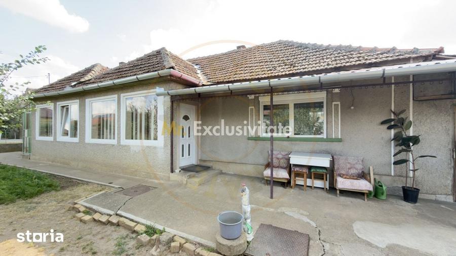 Casă cu 4 camere cu Teren 1005 Mp în Căpleni