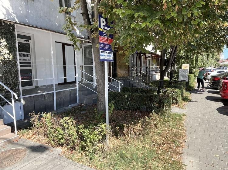 Spațiu comercial, de 55 mp, în Ceair
