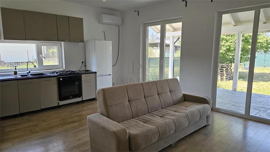 Duplex cu 4 camere cu Canalizare în Moșnița Nouă
