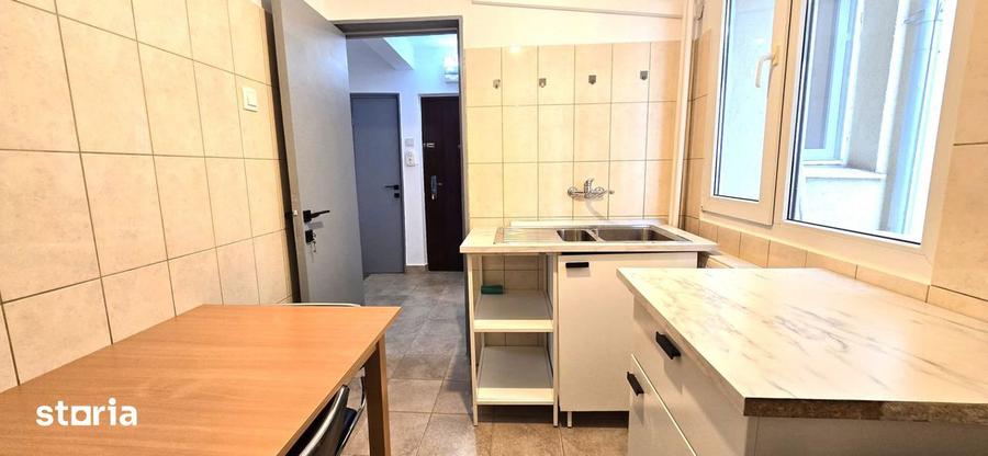 Apartament cu 2 camere decomandat în Șerban Vodă