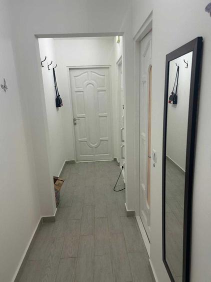 Apartament cu 2 camere semidecomandat în Nufărul