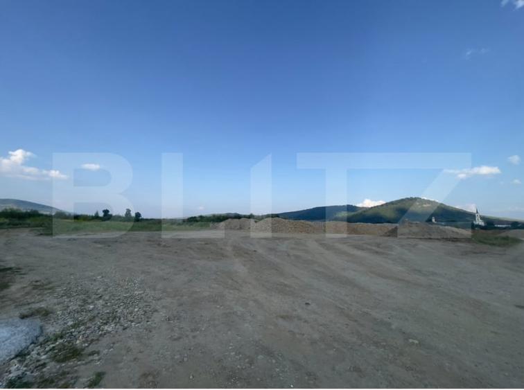 Teren Construcții extravilan de 5300 mp, în Exterior Sud