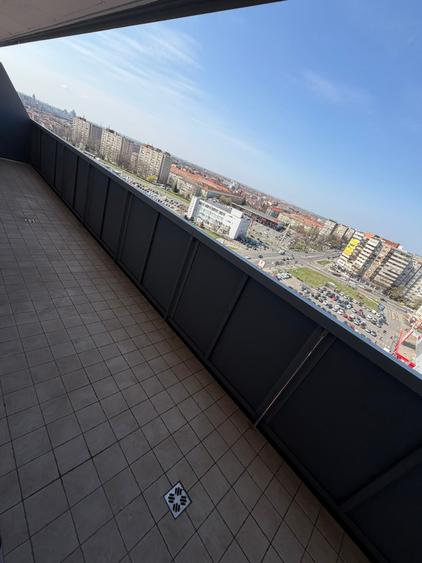 Apartament cu 3 camere decomandat în Gheorghe Lazăr