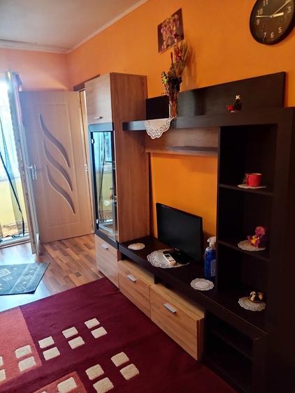 Apartament cu 2 camere nedecomandat în Pogănești