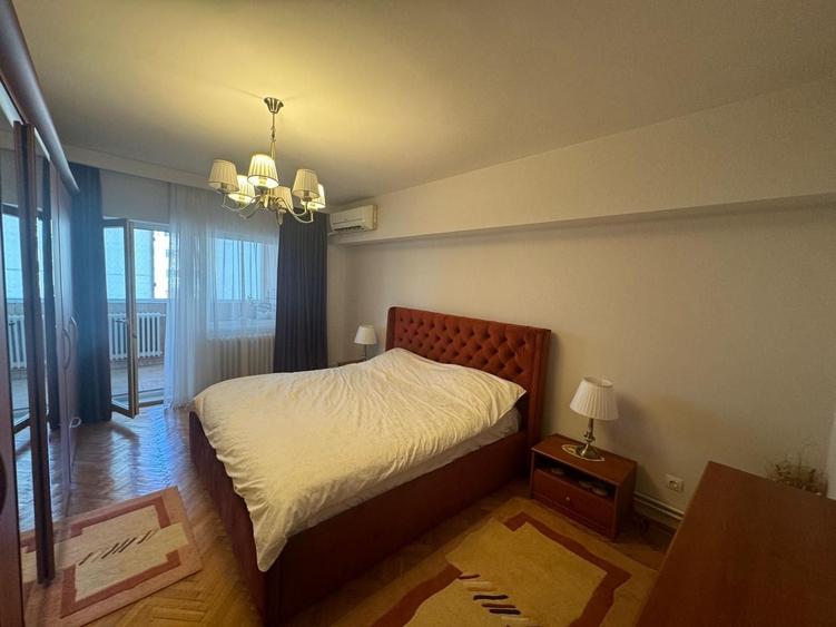 Apartament mobilat si utilat modern, suprafata generoasa , zona Trocadero - 23