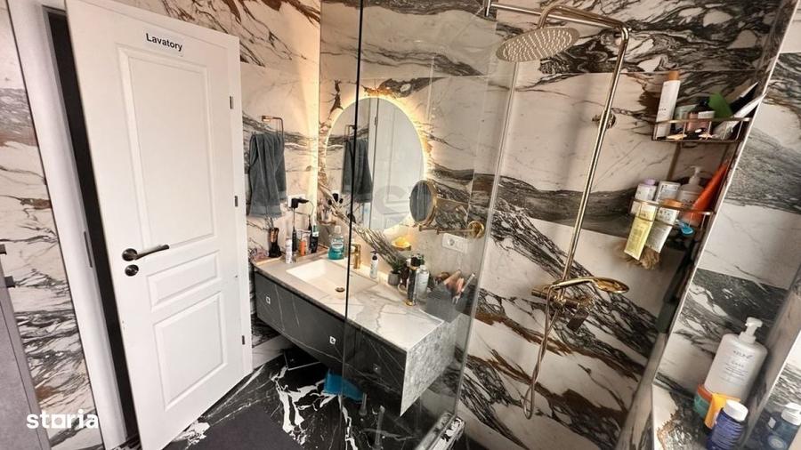 Apartament cu 4 camere decomandat în Grădina Icoanei