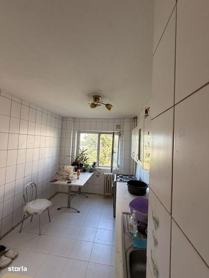 Oportunitate - Apartament 3 camere de renovat - zona Frigocom - 1