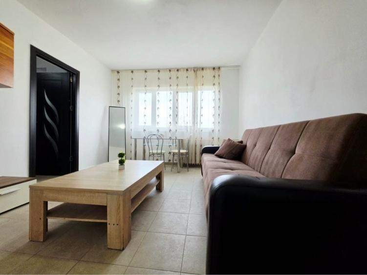 Apartament cu 2 camere semidecomandat în Rogerius