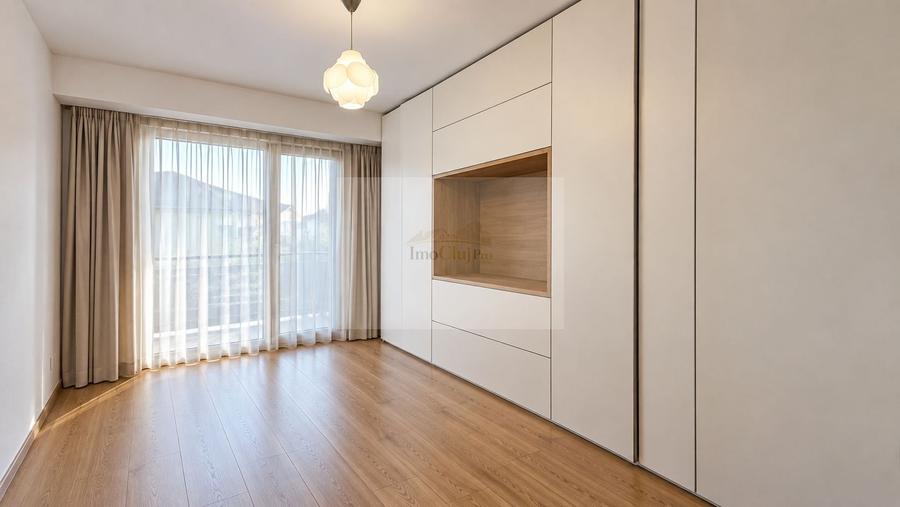 Duplex cu 5 camere cu Canalizare în Bună Ziua