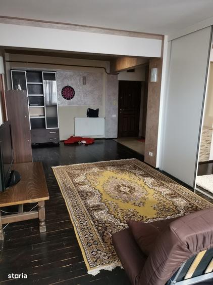 Apartament cu 3 camere decomandat în George Enescu