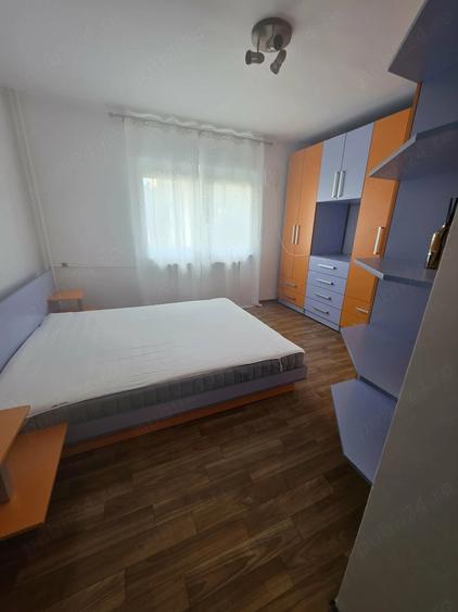 Apartament cu 2 camere decomandat în Vitan