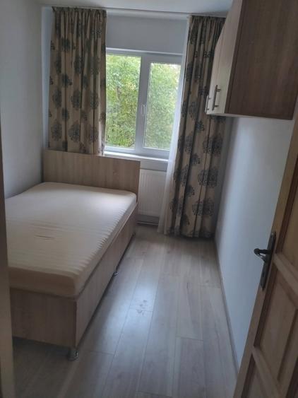Apartament cu 3 camere semidecomandat în Alexandru cel Bun