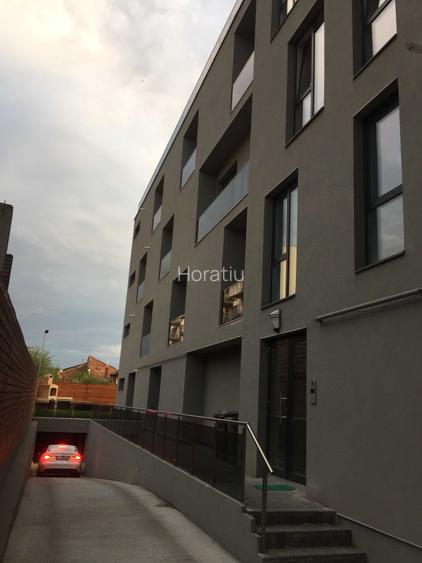 Apartament cu o camera, 47 mp, parcare subterana zona IRA