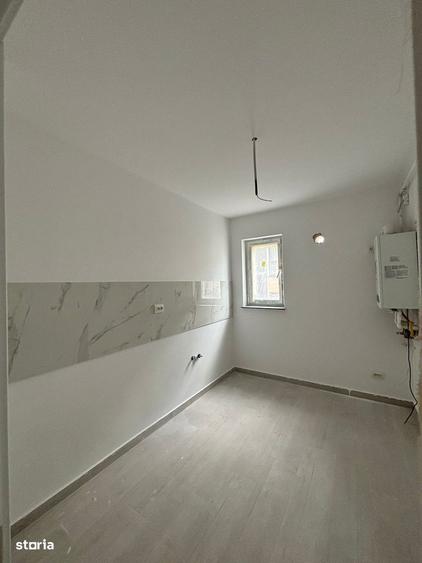 Apartament cu 3 camere în Est
