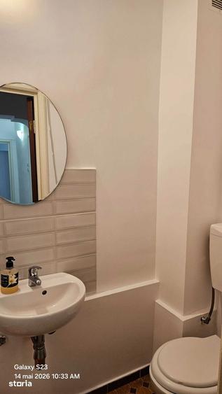 Apartament cu 3 camere semidecomandat în Eminescu