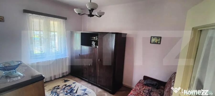 Casă cu 5 camere cu Teren 818 Mp în Central