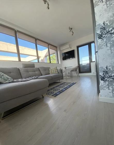 Apartament cu 2 camere decomandat, mobilat în Boreal