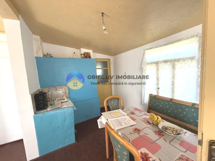 Casă individuală cu 2 camere cu Teren 4500 Mp în Dragomirești