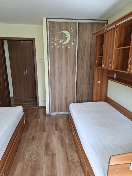 Apartament cu 3 camere decomandat, mobilat în Obor