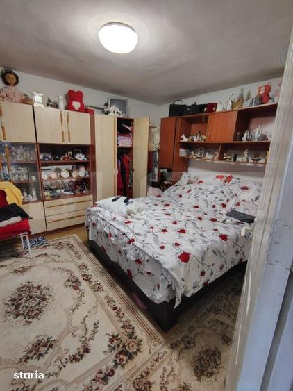 Casă cu 2 camere cu Canalizare în Central