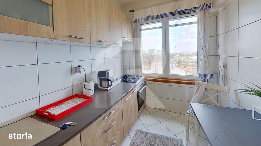 Apartament cu 3 camere, mobilat în 1 Mai