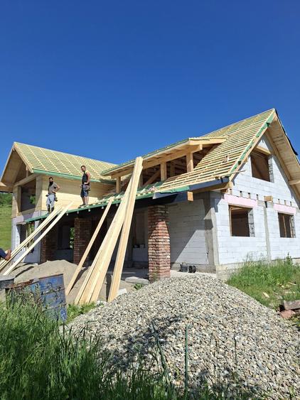 Casă cu 4 camere în Măgoaja