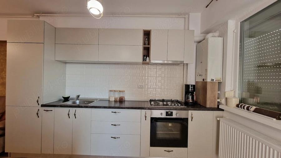 Apartament cu 2 camere decomandat în Păcii