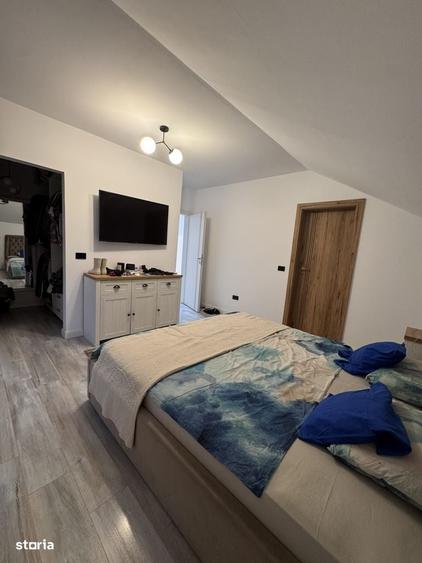 Casă cu 4 camere în Central