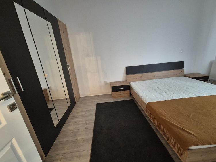 Apartament cu 2 camere decomandat în Torontalului