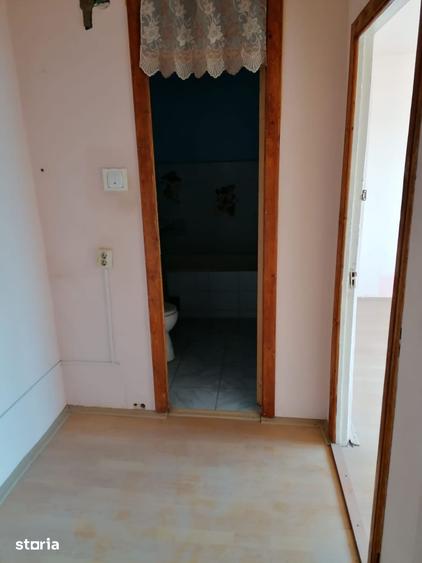 Apartament cu 3 camere în Tineretului
