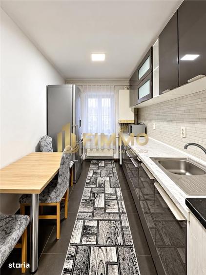 Apartament cu 3 camere semidecomandat, mobilat în Burdujeni