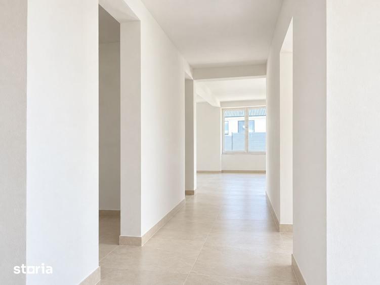 Casă cu 4 camere decomandat cu Teren 572 Mp în Paleu