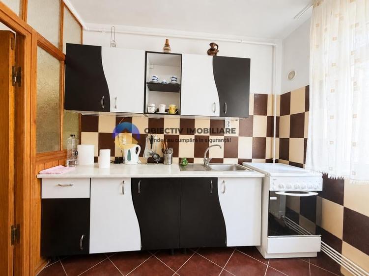 Apartament cu 2 camere decomandat în Central