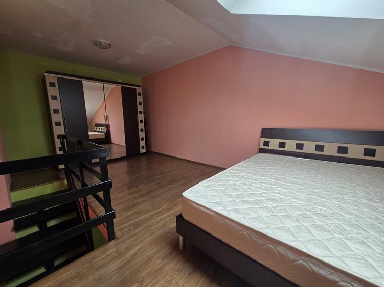 Apartament cu 2 camere decomandat, mobilat în Nicolina