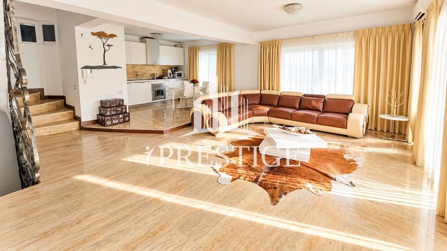 Casă individuală cu 5 camere cu Canalizare în Calea Poplăcii