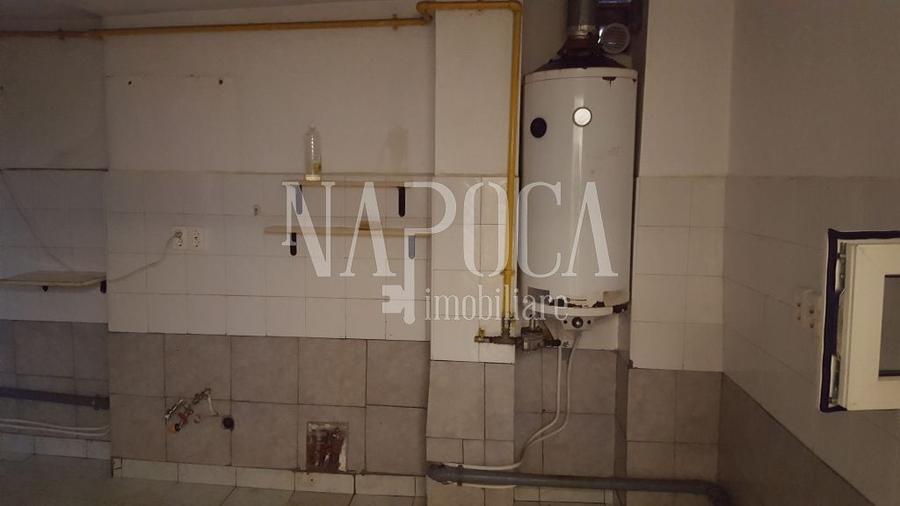 Casă individuală cu 5 camere cu Canalizare în Central
